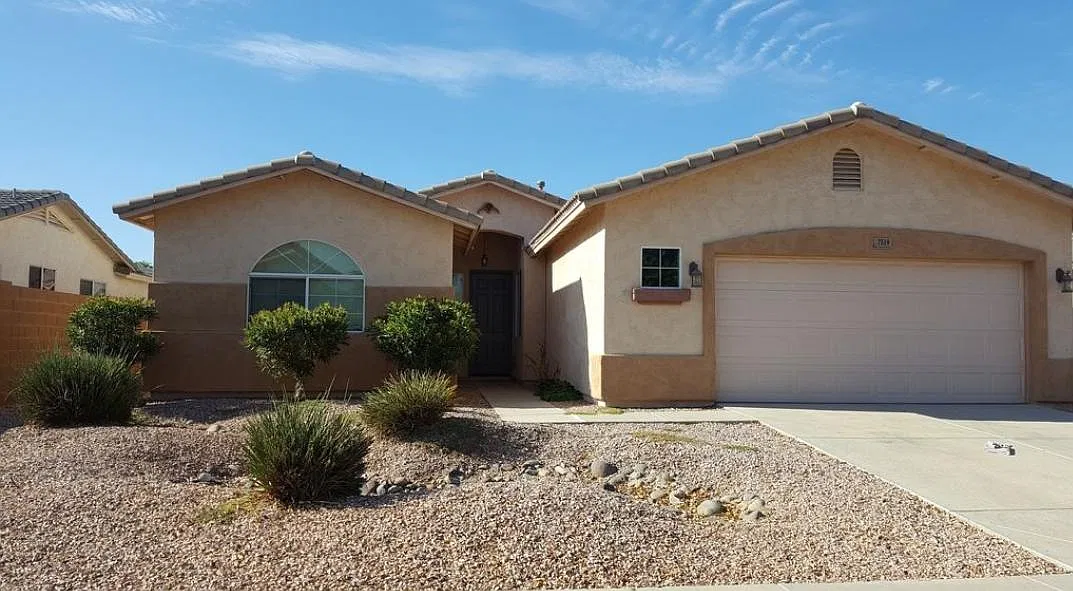 4 bed, 1852 sqft, $2,500 — Photo 1