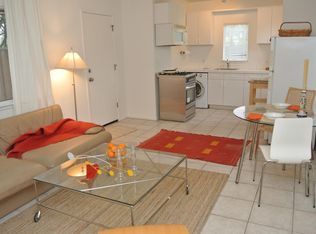972 Elsinore Ct, Palo Alto, CA 94303