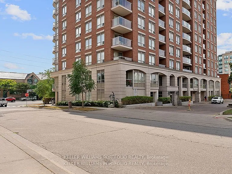 2 Clairtrell Rd #1210 — Photo 36