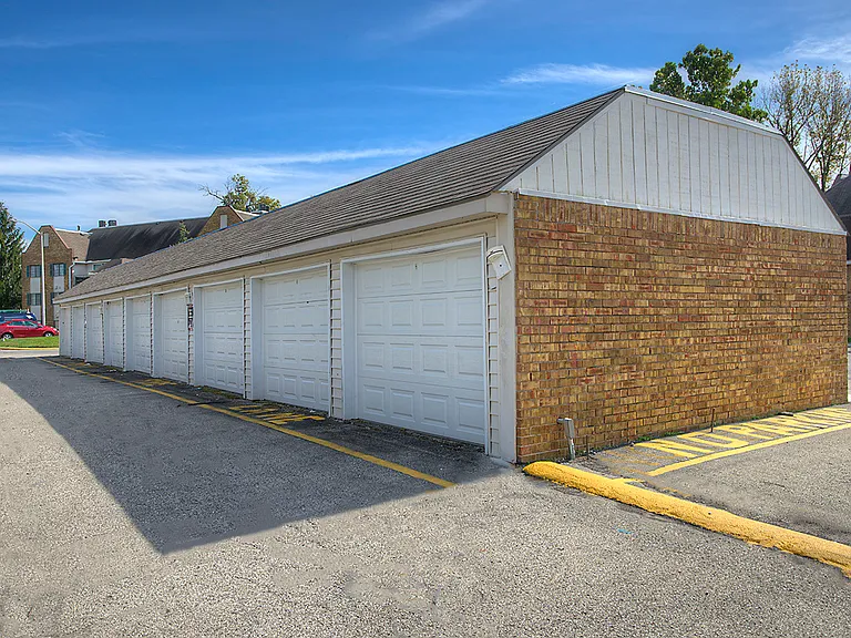 Timber Point Apartments — Photo 46