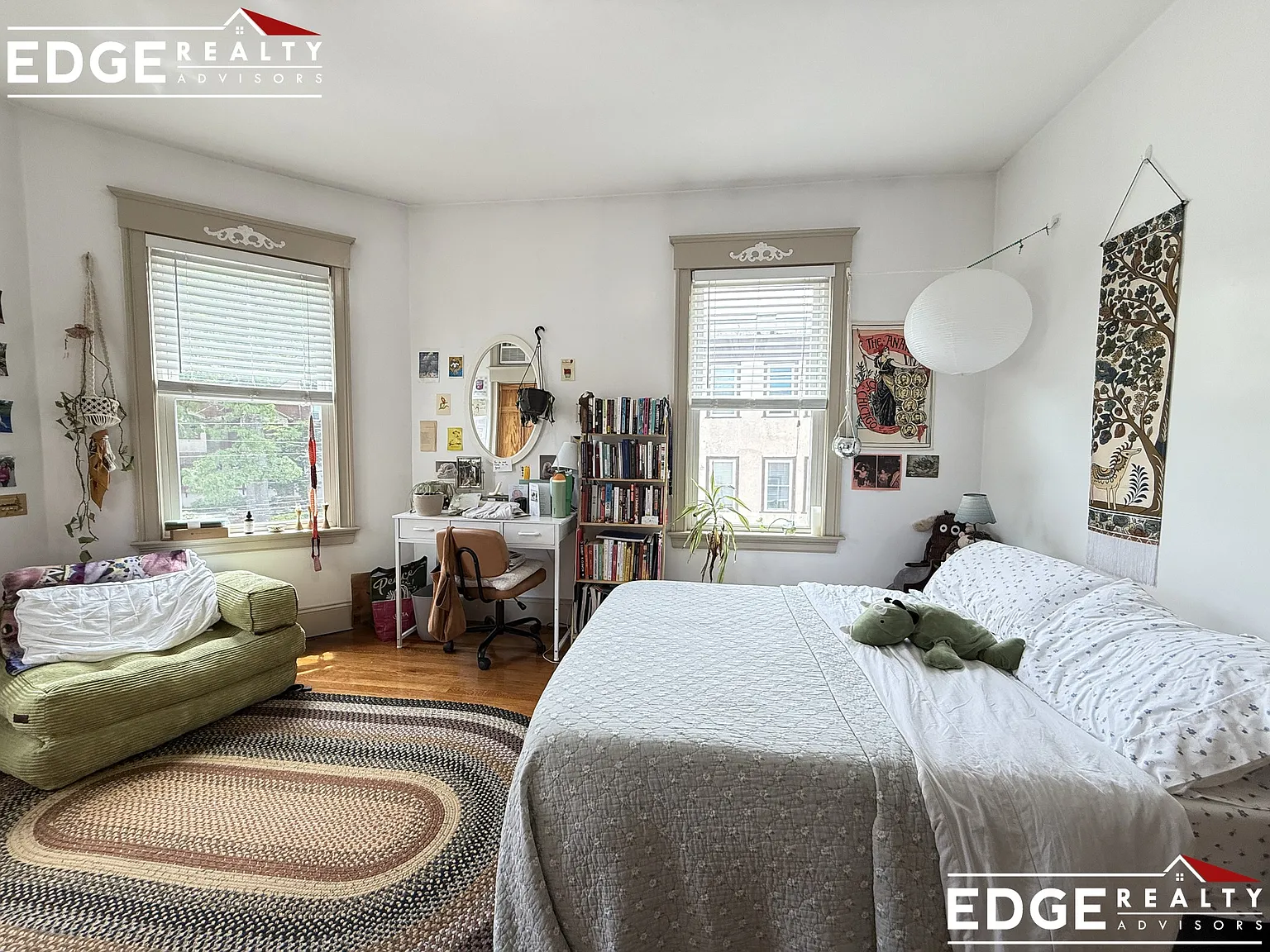 3 bed, 1200 sqft, $3,400 — Photo 2
