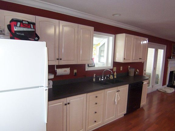 3rd image of 296 Ridge Trail Dr