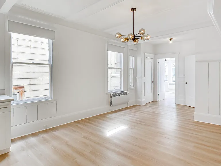 1418 Leavenworth St #3 — Photo 8