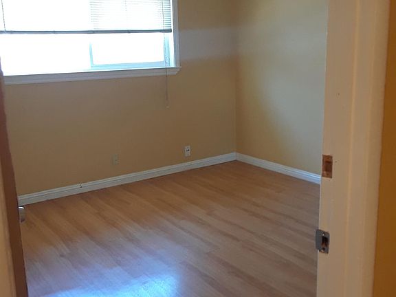 3rd image of 525 S Willard Ave #8