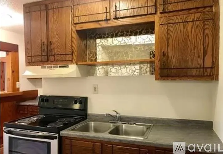 2911 Grand St NE #2 — Photo 12