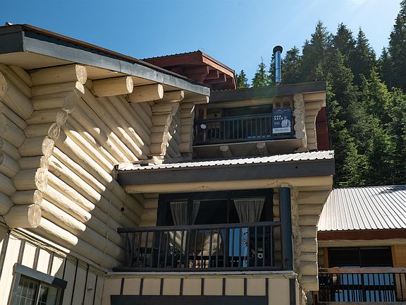 3rd image of 20649 Edelweiss Dr #4