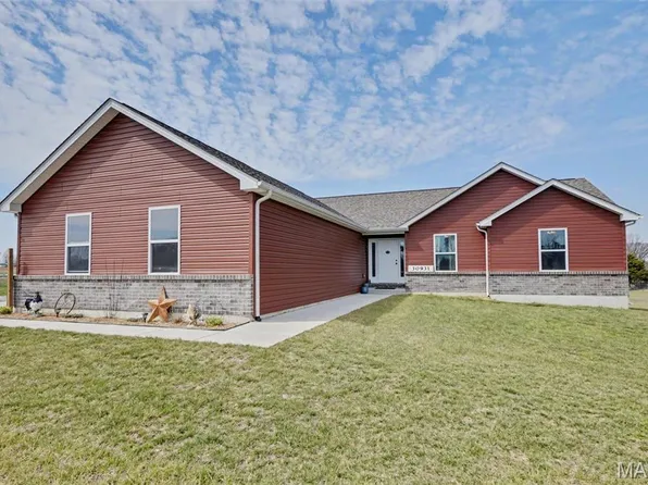 30931 Bonnie Bell Dr, Warrenton, MO 63383