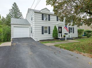 50 Hillside Dr, Geneva, NY 14456