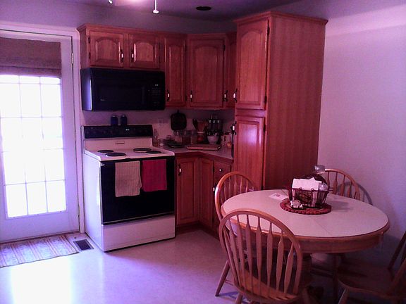 3rd image of 4879 Indian Hills Dr