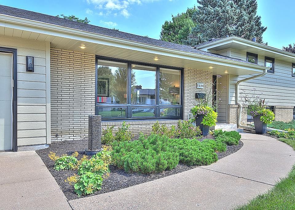 2nd image of 3221 Wendhurst Ave