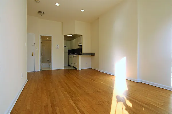 Rented by JK Dansar Corp | media 13