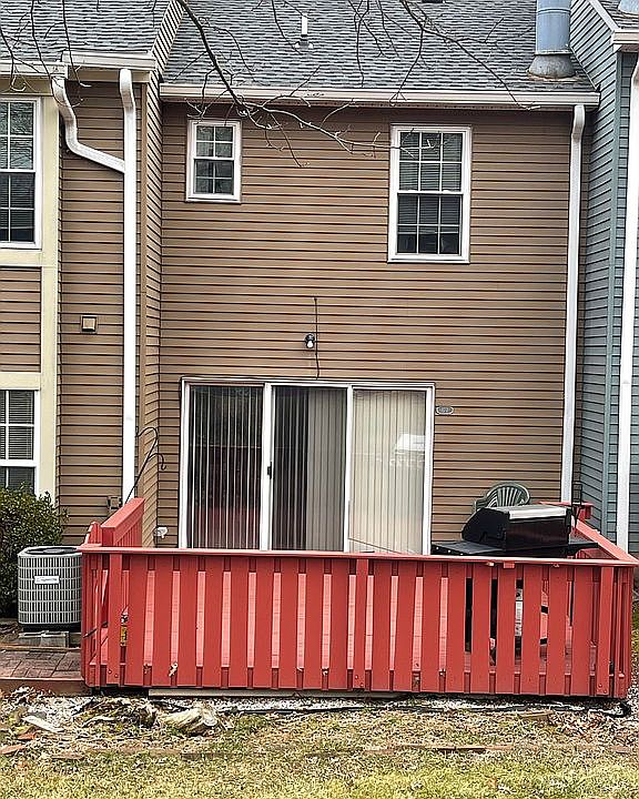 2nd image of 177 Scobee Ln