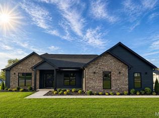 265 Gala, Hannibal, MO 63401