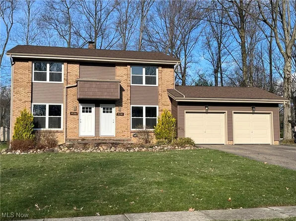 4134 Forest Heights Dr, Stow, OH 44224