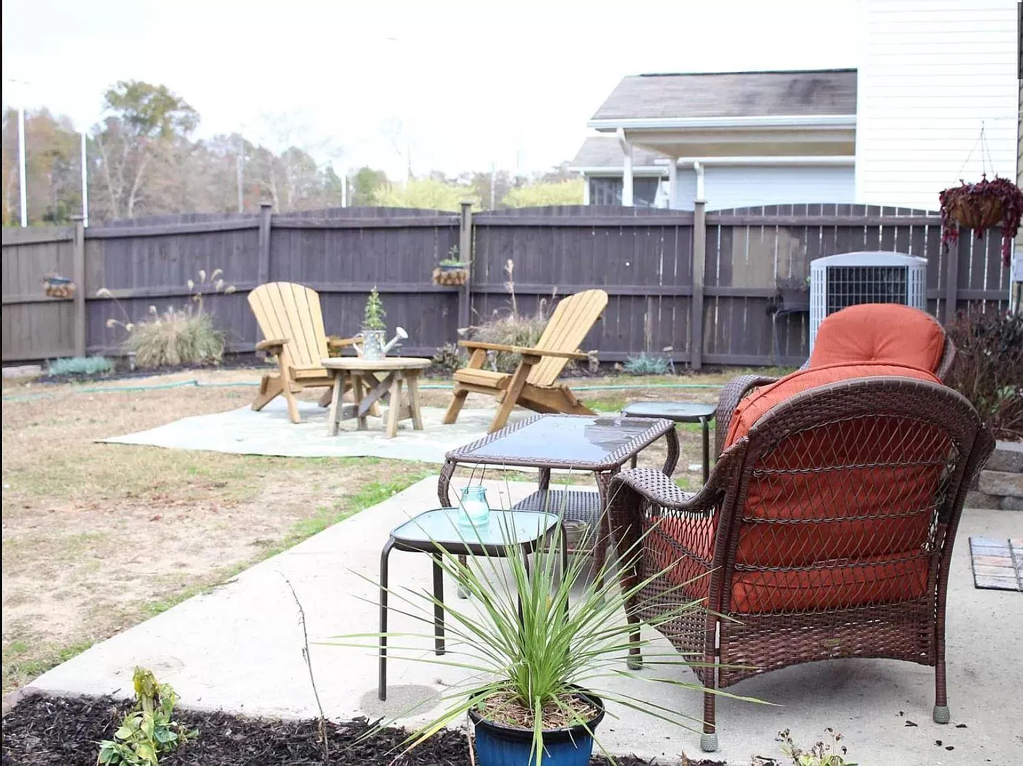 370 Charter Oak Ct — Photo 4