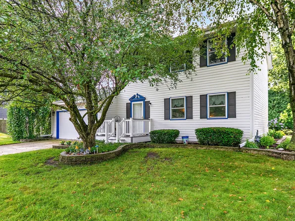 224 Lexington St, Dekalb, IL 60115