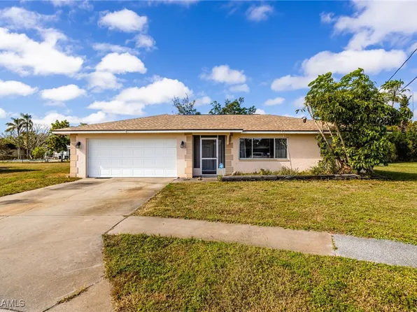 5988 Sonnet Ct, North Fort Myers, FL 33903