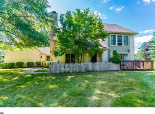 423 Chandlee Dr, Berwyn, PA 19312