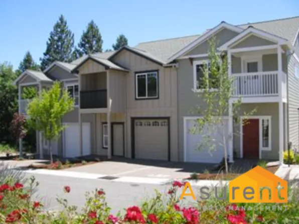 108 McCully Ln, Jacksonville, OR 97530