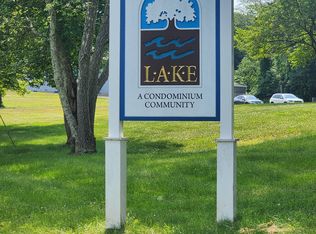 111 Horse Pond Rd APT H, Salem, CT 06420