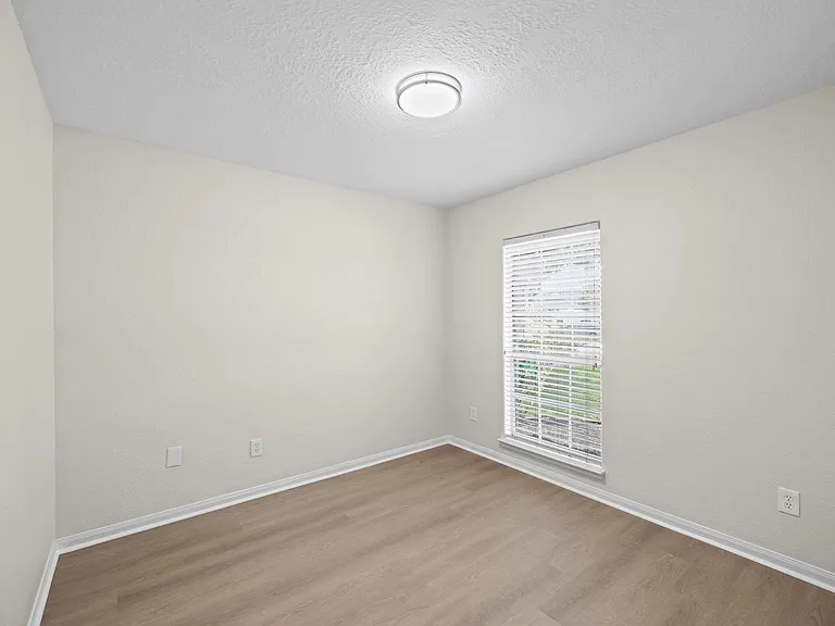 19935 Silver Rock Dr — Photo 16
