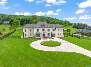 985 King Drake Rd, Brownsboro, AL 35741