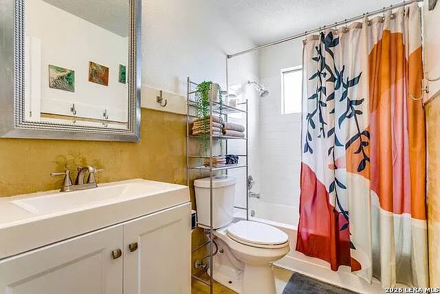 6857 Betty Levy — Photo 12
