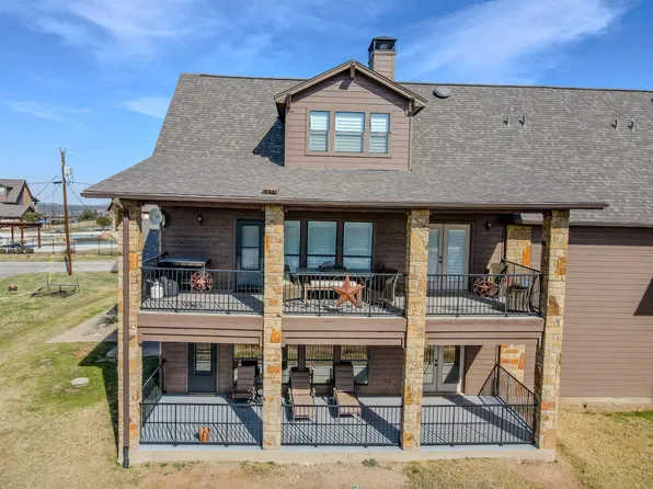 1204 Eagle Point, Graford, TX 76449