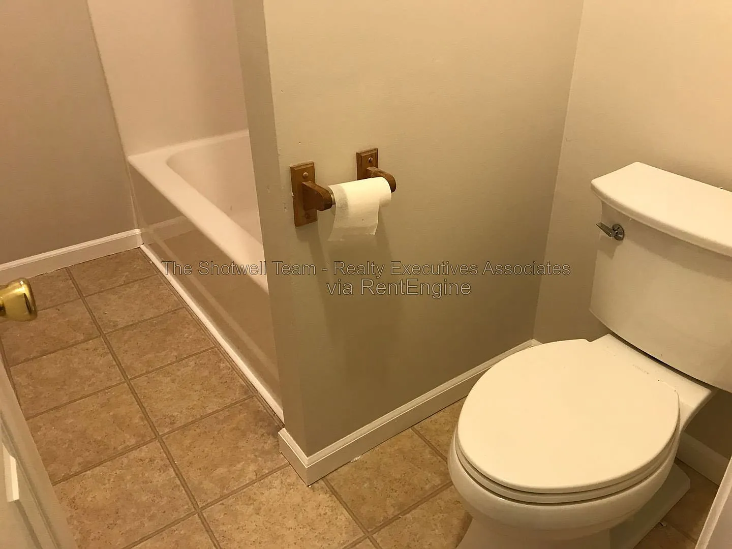 2 bed, 1.5 bath, $1,495 — Photo 4
