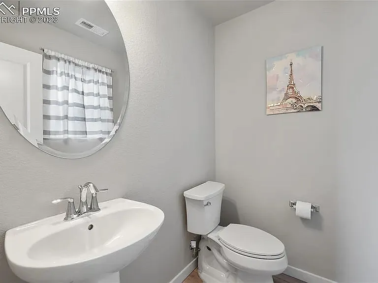 10544 Kalama Dr — Photo 10