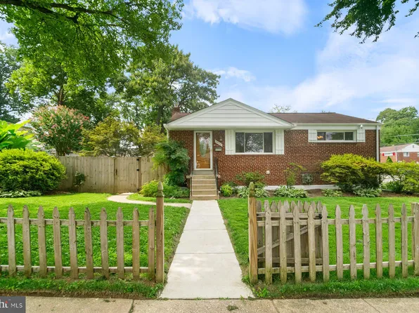 2820 Harris Ave, Wheaton, MD 20902