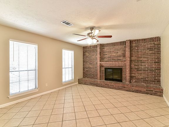 2nd image of 15515 Windy Cove Dr