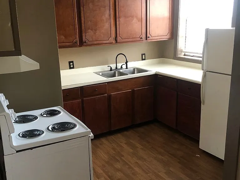 The Ridge Apartments — Photo 17