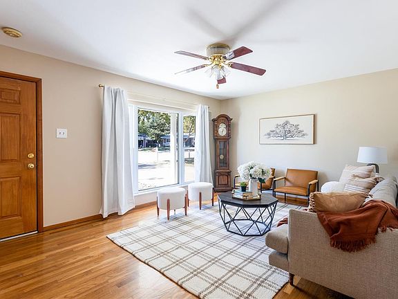 2nd image of 3104 Milissa Ln