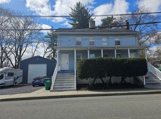 49 Beacon St, Beacon, NY 12508