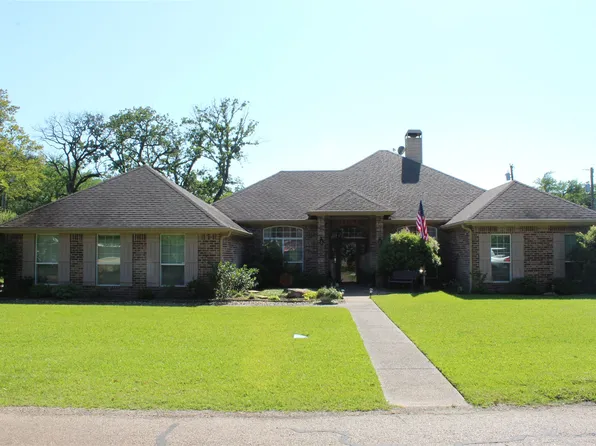 111 Trailwood Rd, Enchanted Oaks, TX 75156