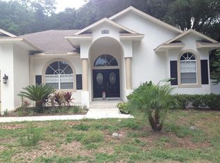 1616 Heritage Dr, Dover, FL 33527