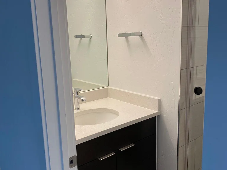 940 Blue River Pkwy #1B — Photo 5