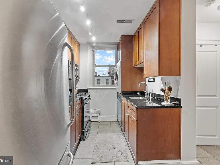 3500 13th St NW #208 — Photo 9