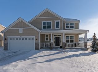 67 Catamaran Cir, Hampshire, IL 60140