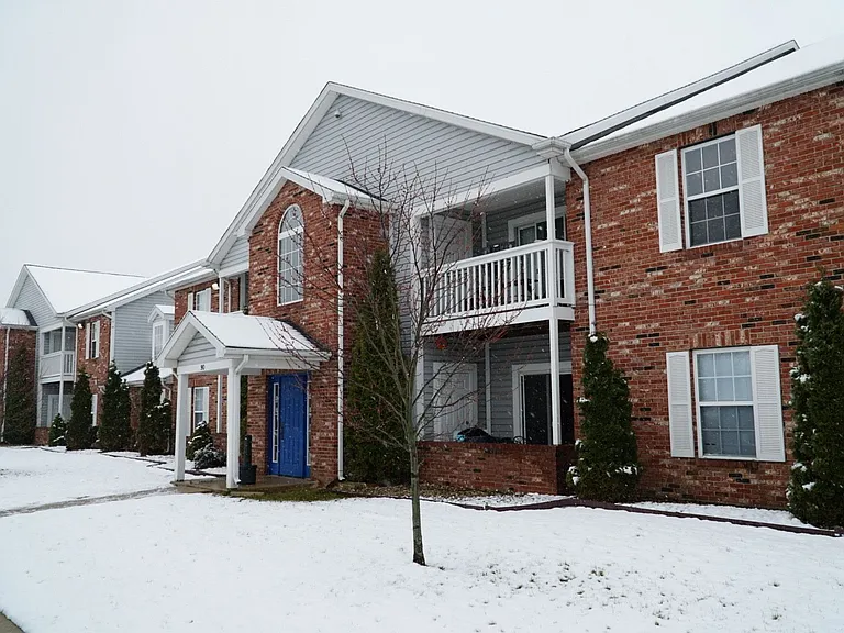90 Bridgewater Ct — Photo 14