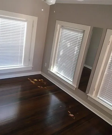 4623 Avenue O — Photo 15