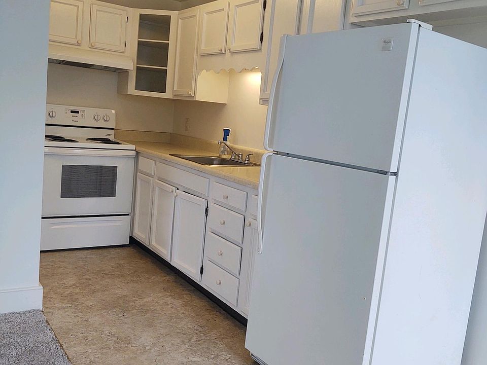 1st image of 5 N Main St #3B