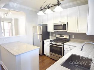 558 E 9th St #1, Charlotte, NC 28202