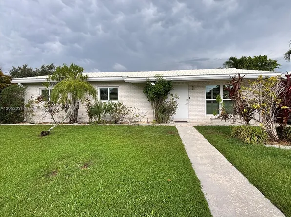 19120 Bel Aire Dr, Cutler Bay, FL 33157