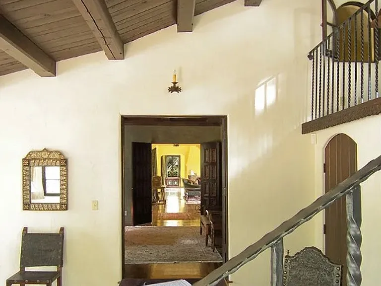 5237 Alta Canyada Rd — Photo 13