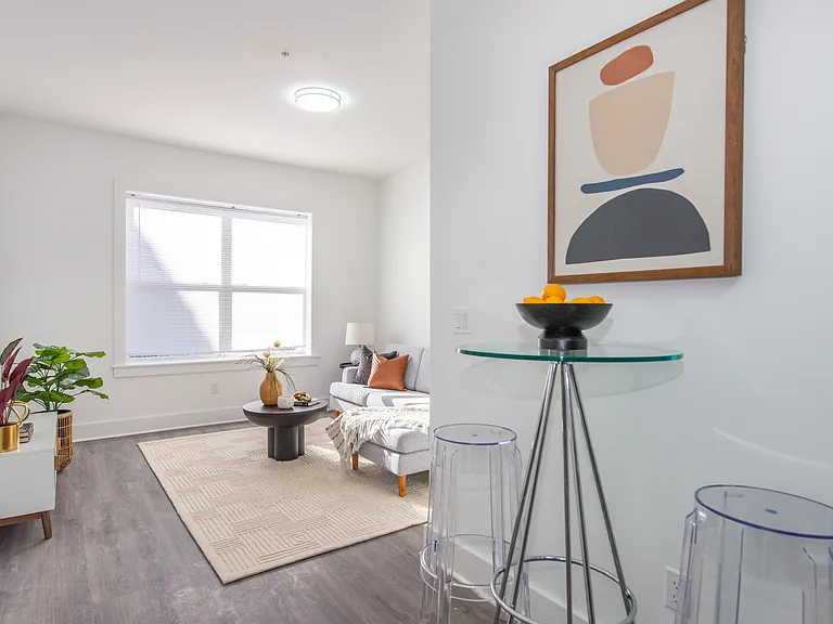 446 Irvine Turner Blvd — Photo 6