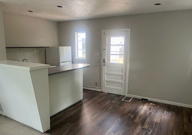 1st image of 6277 Central Ave