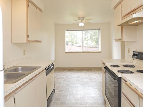 Meadows Apartments | 1915 21st Ave SE, Albany, OR