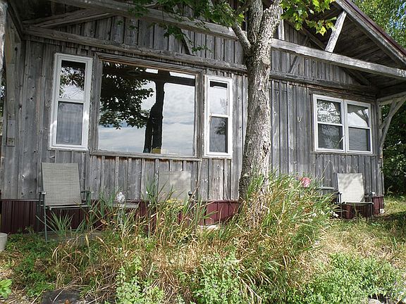 BARN BD FRONT AND CANOPY